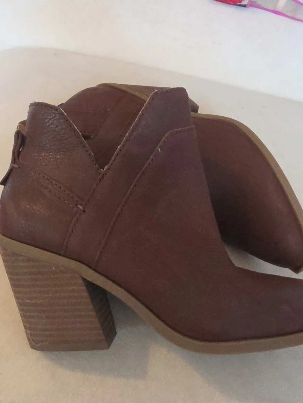 CROWN VINTAGE Sz 9 Stavie Dark Brown Pointed Ankle Booties, NWOT